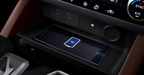 شحن هاتف ذكي مريح