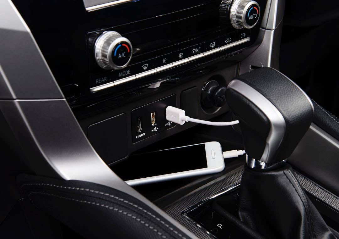 الحجيرات في السيارة