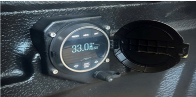 مزود هواء رقمي ثابت بالسيارة